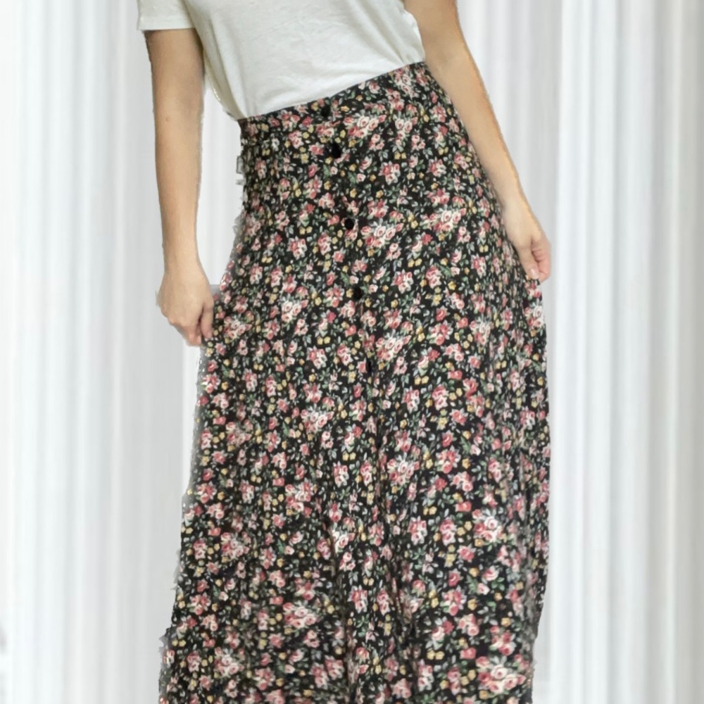 ZZ Michaels Red Yellow Print Rayon Maxi Skirt